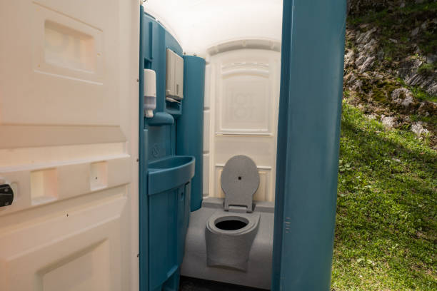 Best Portable bathroom rental  in Goldendale, WA